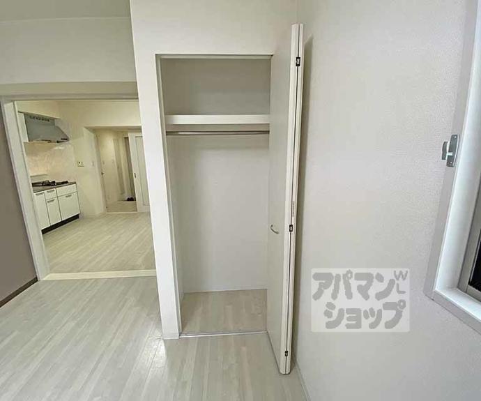 【ソレイユ御所南】間取