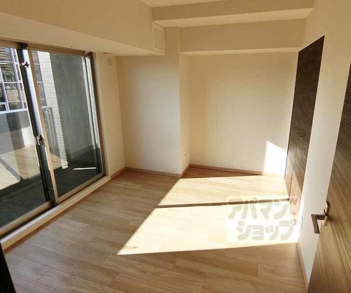 【プレサンスロジェ四条大宮駅前】間取