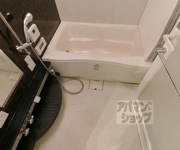 【プレサンスロジェ四条大宮駅前】間取