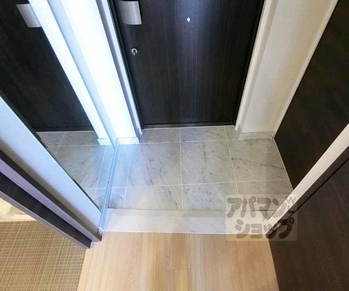 【プレサンスロジェ四条大宮駅前】間取