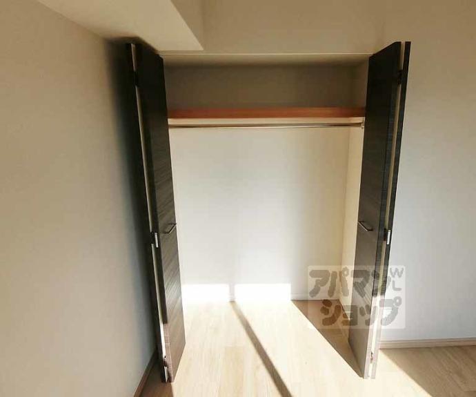 【プレサンスロジェ四条大宮駅前】間取