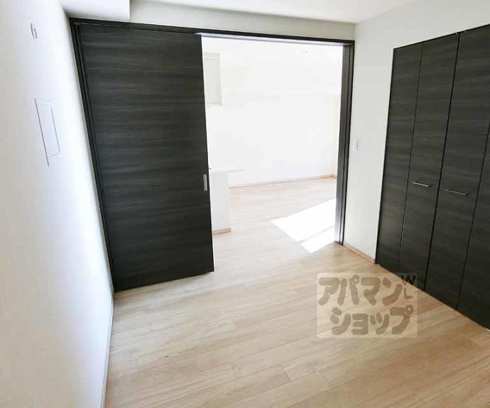 【プレサンスロジェ四条大宮駅前】間取