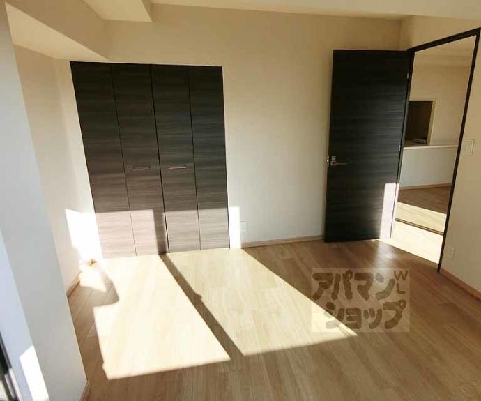 【プレサンスロジェ四条大宮駅前】間取