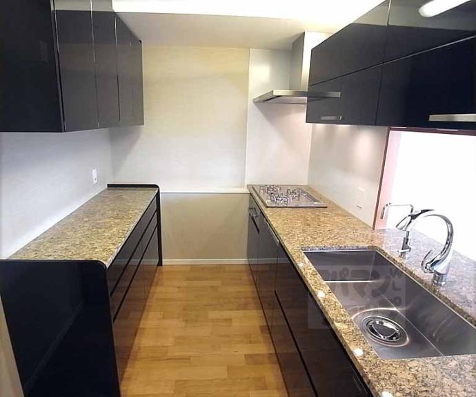 【サンメゾン烏丸御池ザ・ゲート】間取