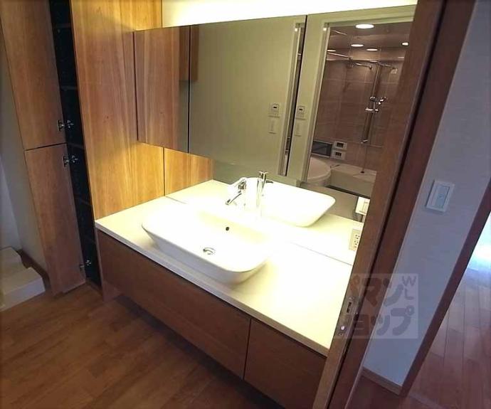 【サンメゾン烏丸御池ザ・ゲート】間取