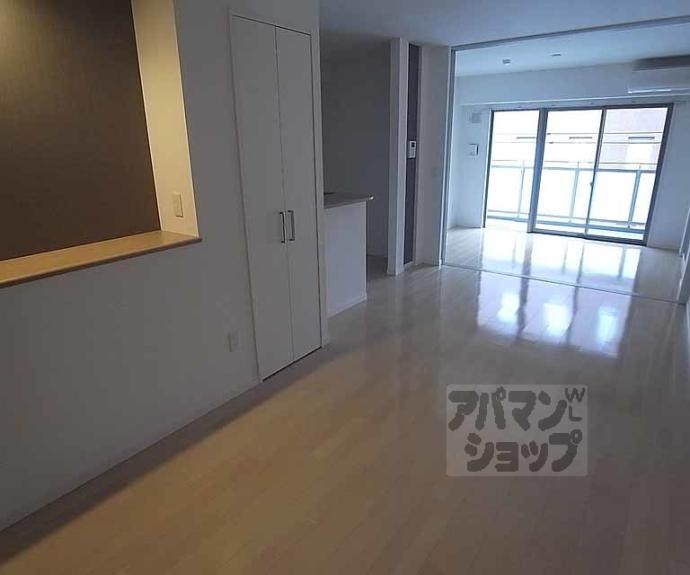 【Ｃａｓａ　Ｒｅｇｉｏ室町三条】間取