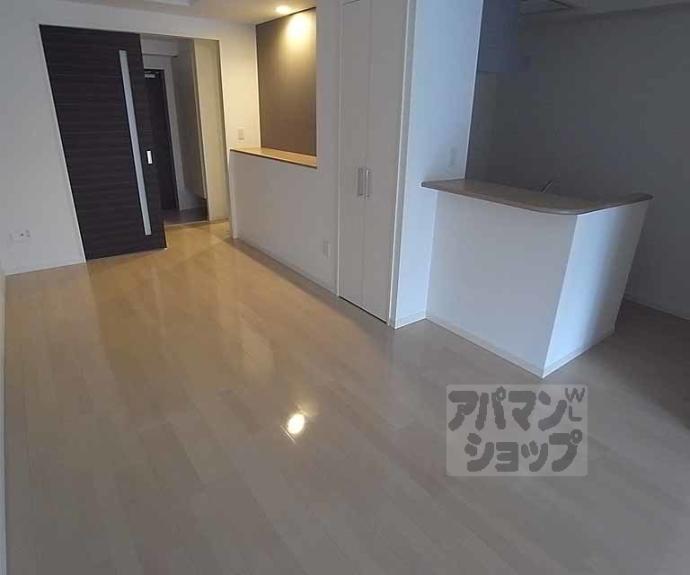 【Ｃａｓａ　Ｒｅｇｉｏ室町三条】間取