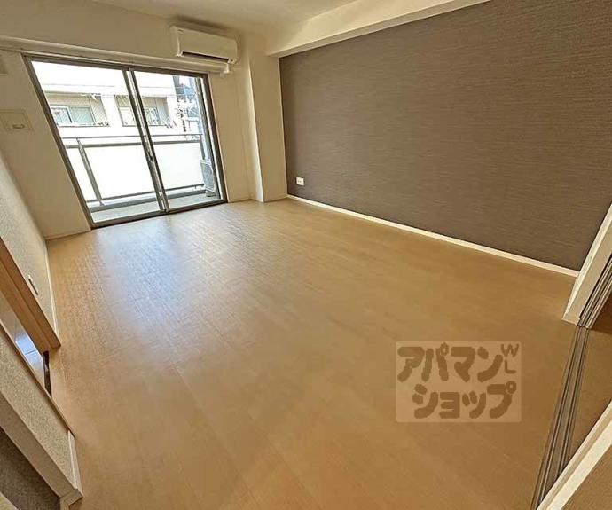 【Ｃａｓａ　Ｒｅｇｉｏ室町三条】間取
