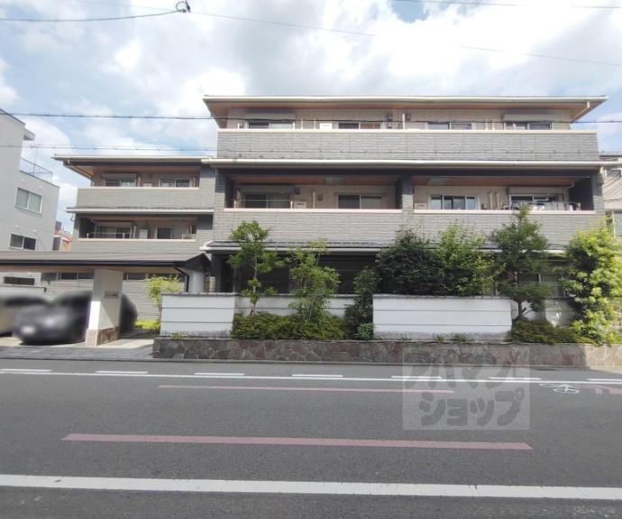 【セレーナ室町】間取