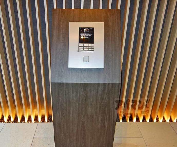 【セレーナ室町】間取