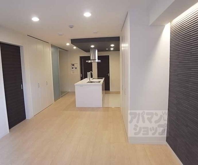 【セレーナ室町】間取