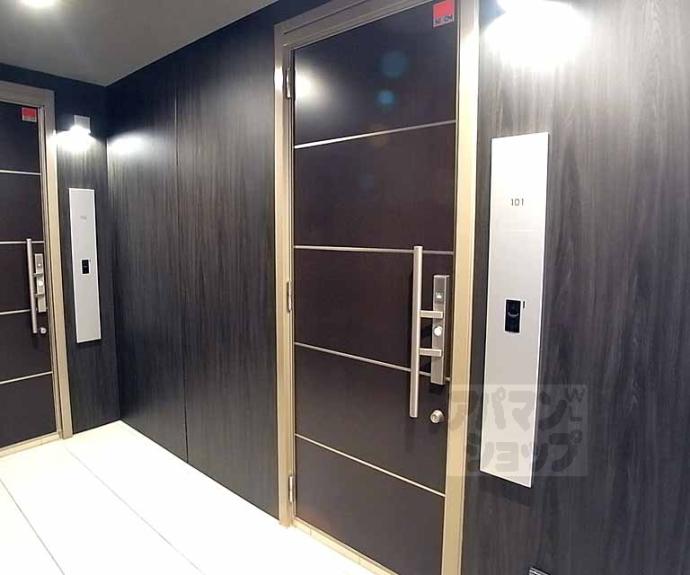 【セレーナ室町】間取