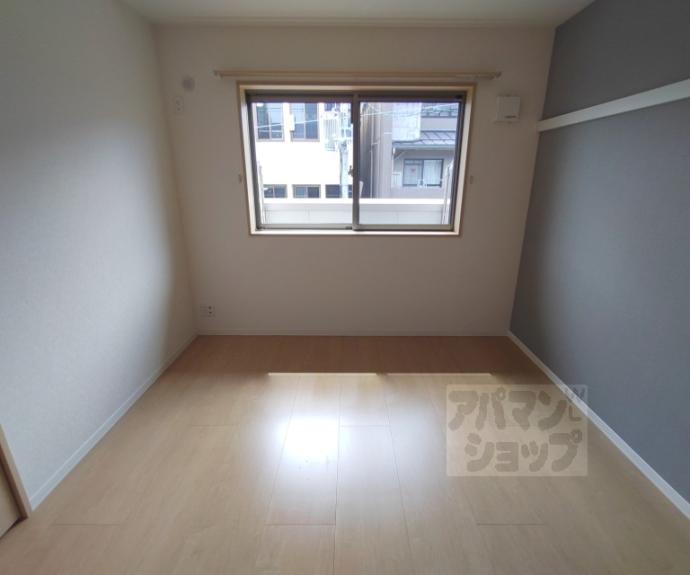 【セレーナ室町】間取