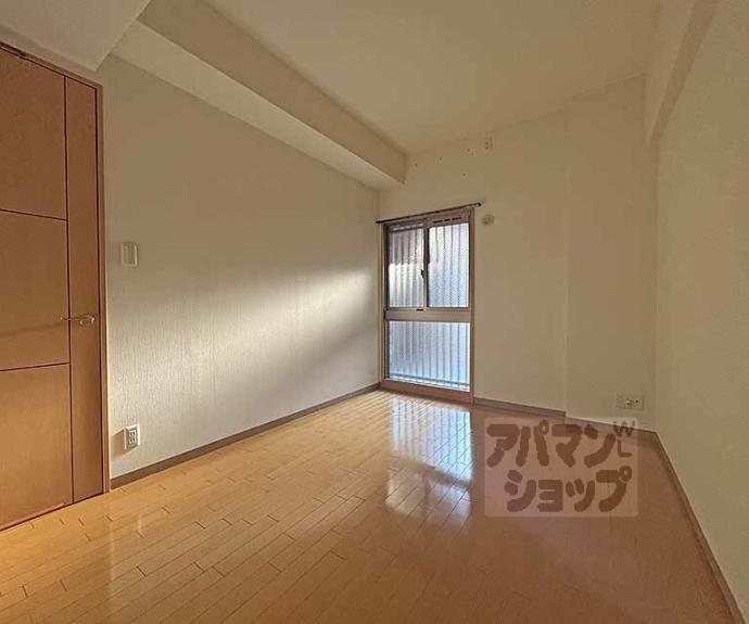 【パデシオン六角堀川東】間取