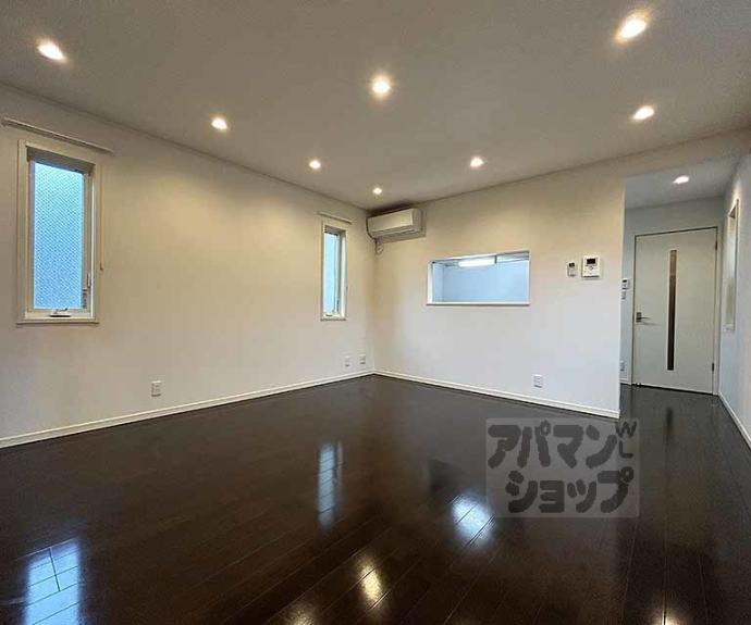 【カーサ・デッラルベーロ・カネコ・釜座邸】間取