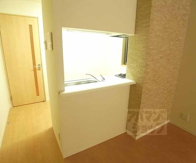 【シャーメゾン柳八幡町】間取