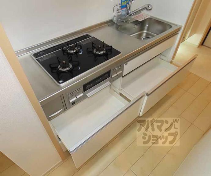 【Ｇｒａｎｇｅ四条大宮】間取