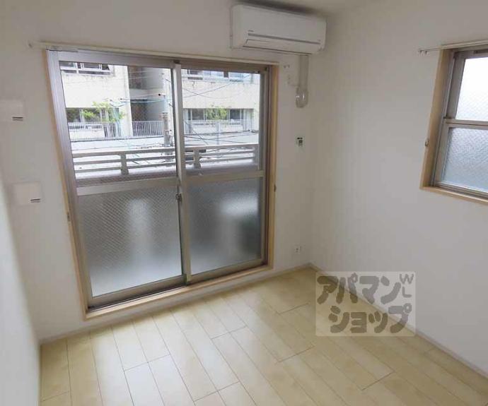 【Ｇｒａｎｇｅ四条大宮】間取