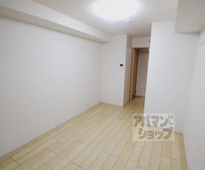 【ＰＡＴＩＯ　ｄｅ．神泉苑】間取