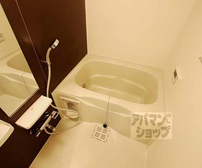 【ＰＡＴＩＯ　ｄｅ．神泉苑】間取