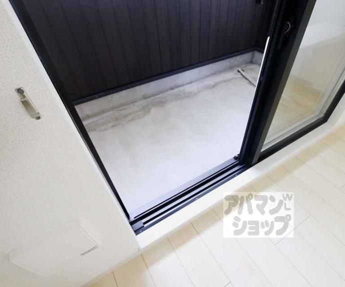 【ＰＡＴＩＯ　ｄｅ．神泉苑】間取