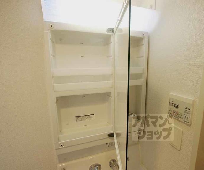 【ＰＡＴＩＯ　ｄｅ．神泉苑】間取