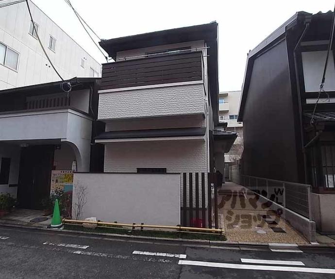 【ユニハイム四条大宮駅前】間取