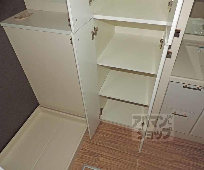 【ユニハイム四条大宮駅前】間取