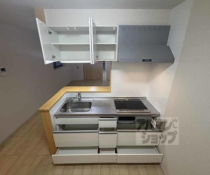 【i.レジデンス六角】間取