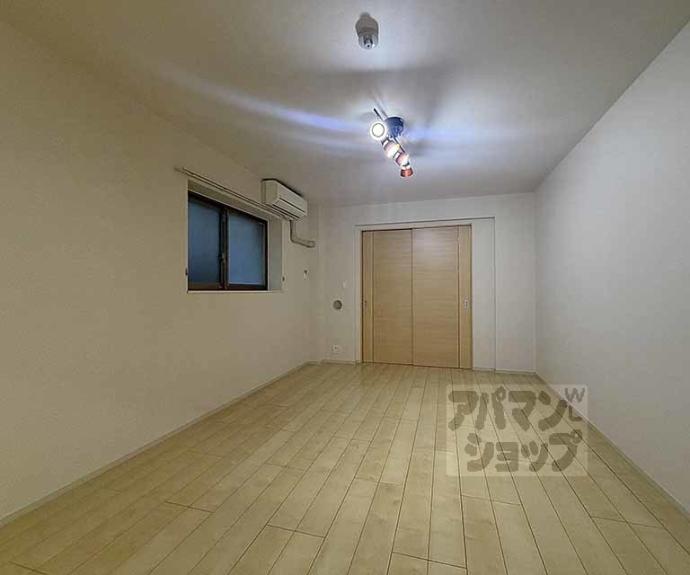 【i.レジデンス六角】間取