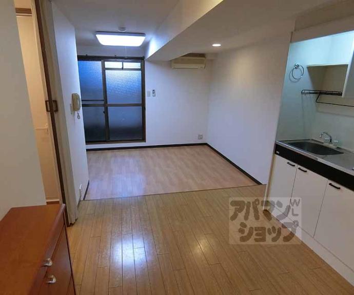 【エステート三条ビル】間取