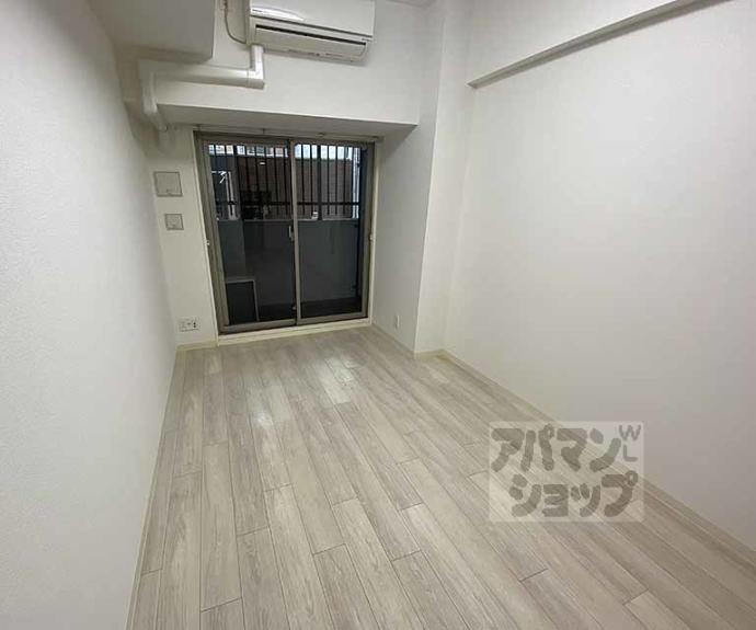 【エステムプラザ東山邸】間取