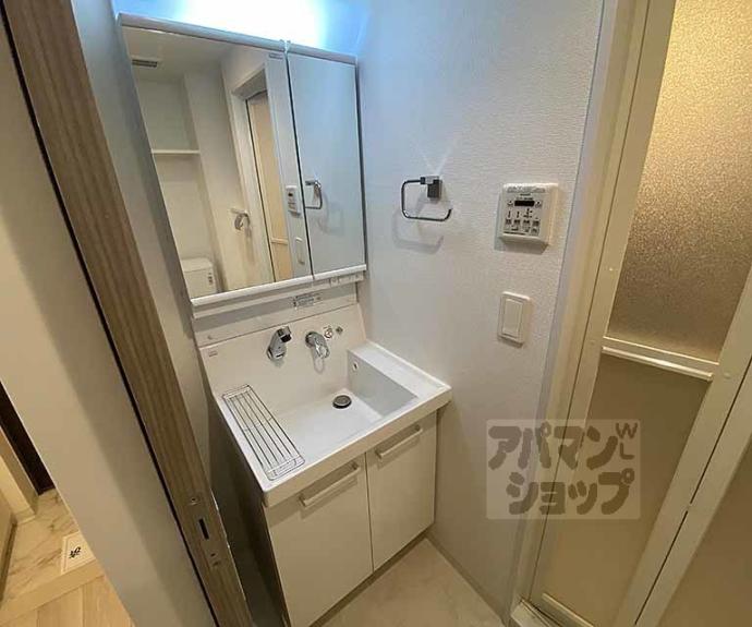 【エステムプラザ東山邸】間取