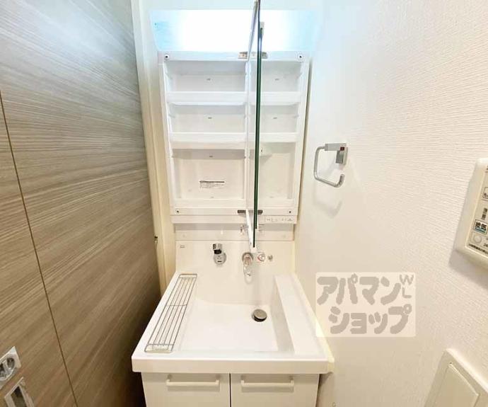 【エステムプラザ東山邸】間取