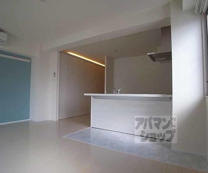 【Ｍｏｒｅ河原町Ⅱ】間取