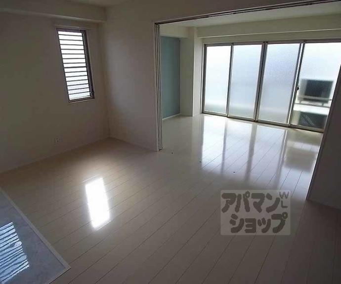 【Ｍｏｒｅ河原町Ⅱ】間取