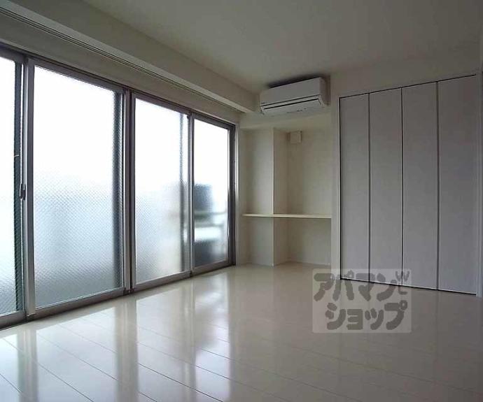 【Ｍｏｒｅ河原町Ⅱ】間取