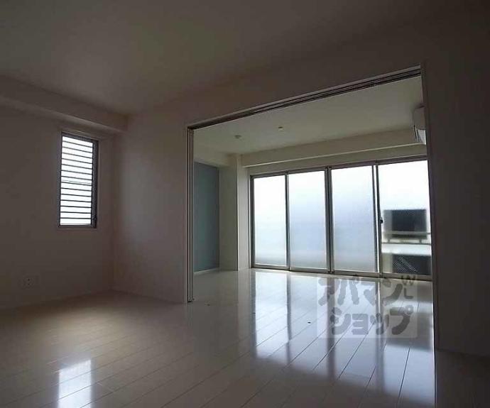 【Ｍｏｒｅ河原町Ⅱ】間取