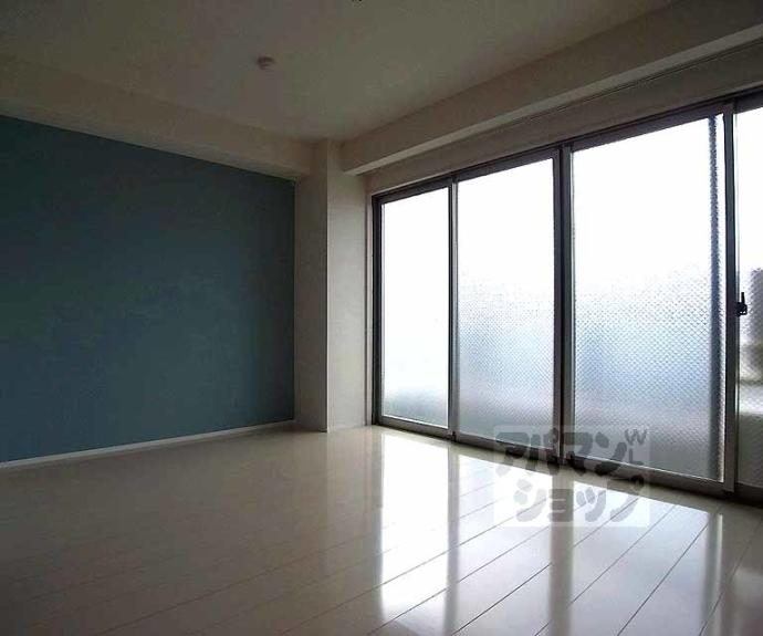 【Ｍｏｒｅ河原町Ⅱ】間取