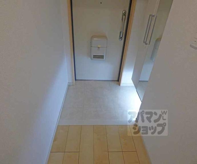 【ロアンヌ清水】間取