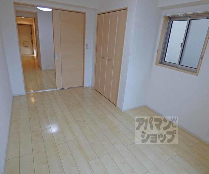 【ロアンヌ清水】間取