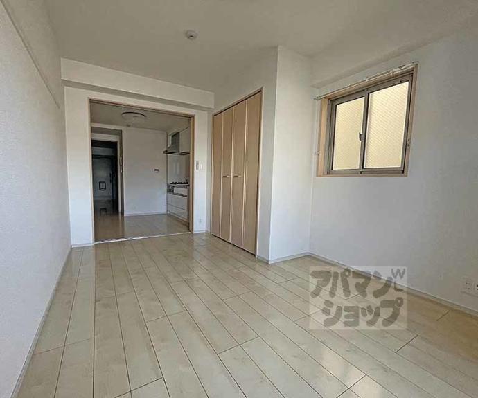 【ロアンヌ清水】間取