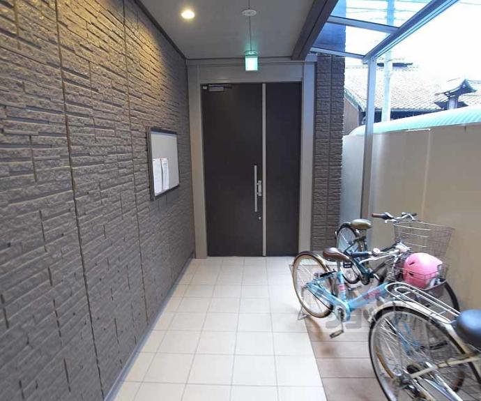 【千坂御所南Ⅱ番館】間取