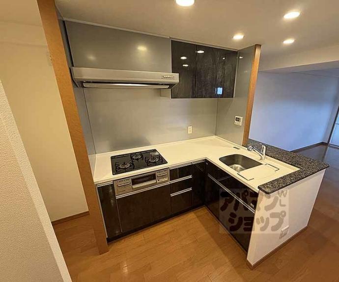 【リーガル京都烏丸東】間取