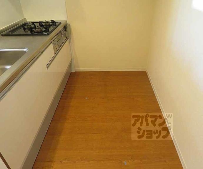 【シャーメゾン二条城南】間取