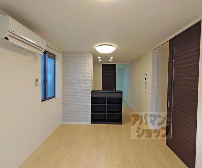 【シャーメゾン河原町五条】間取