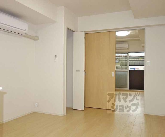 【カーサ小紅屋】間取