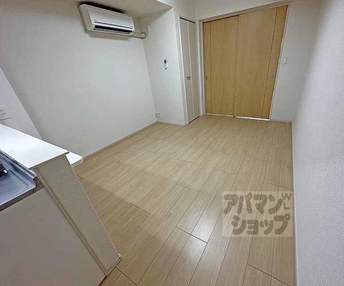 【カーサ小紅屋】間取