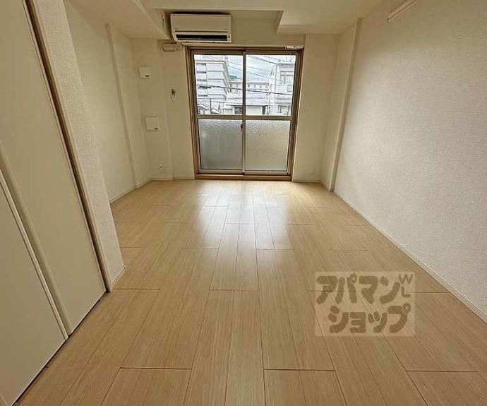 【カーサ小紅屋】間取