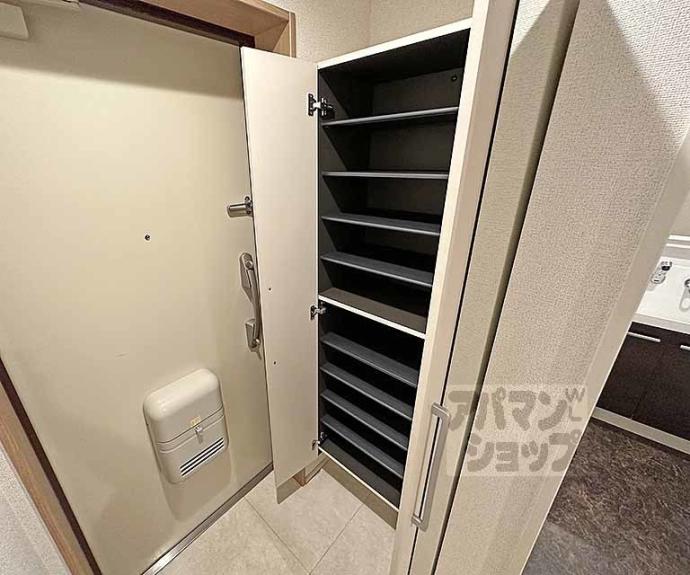 【カーサ小紅屋】間取